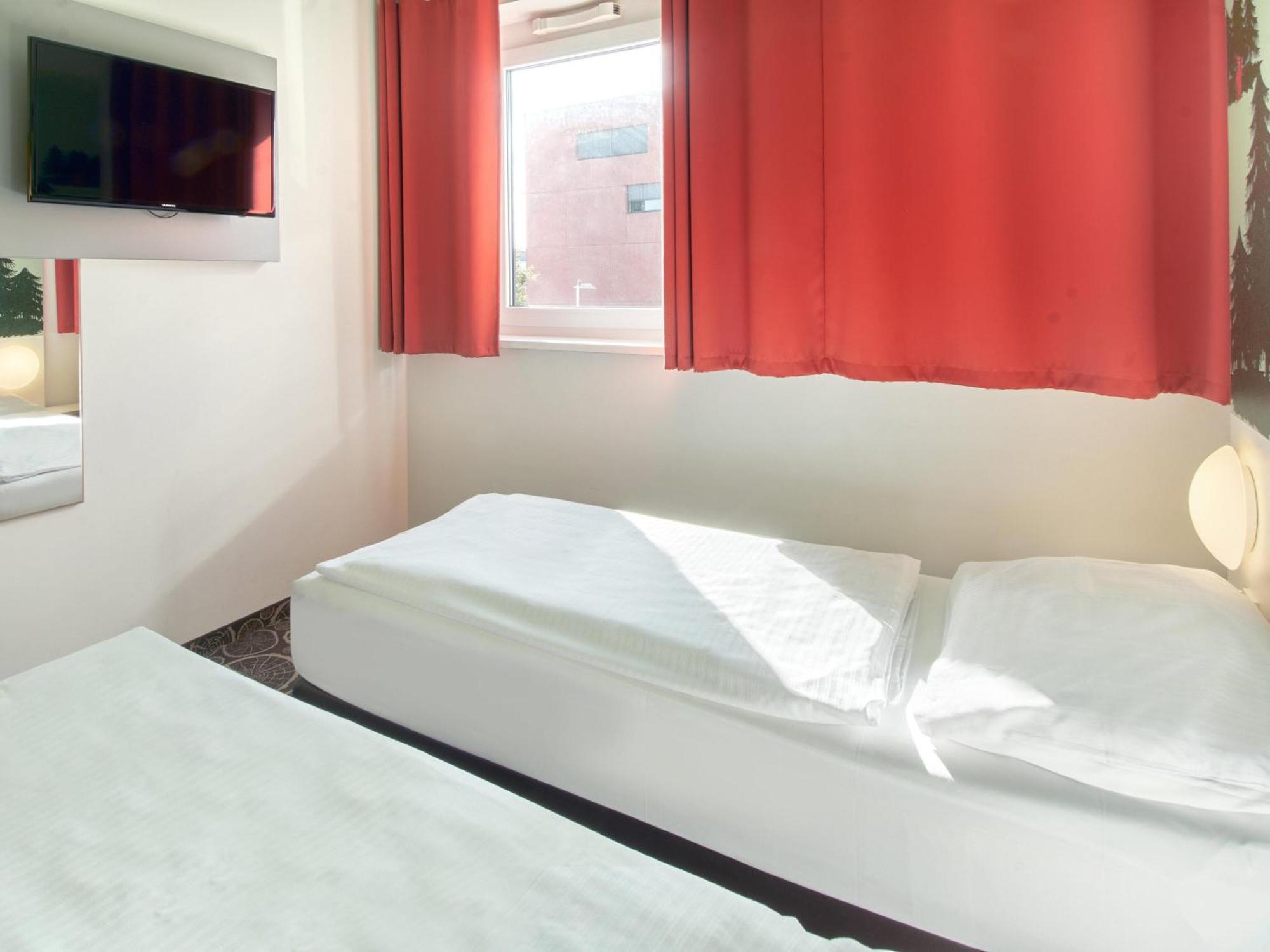 B&B Hotel Ашаффенбург Экстерьер фото